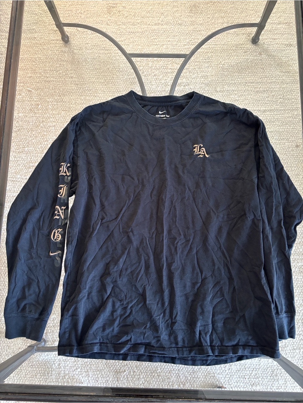 Nike Men’s Black Long-Sleeve 'LA' King James Graphic Tee